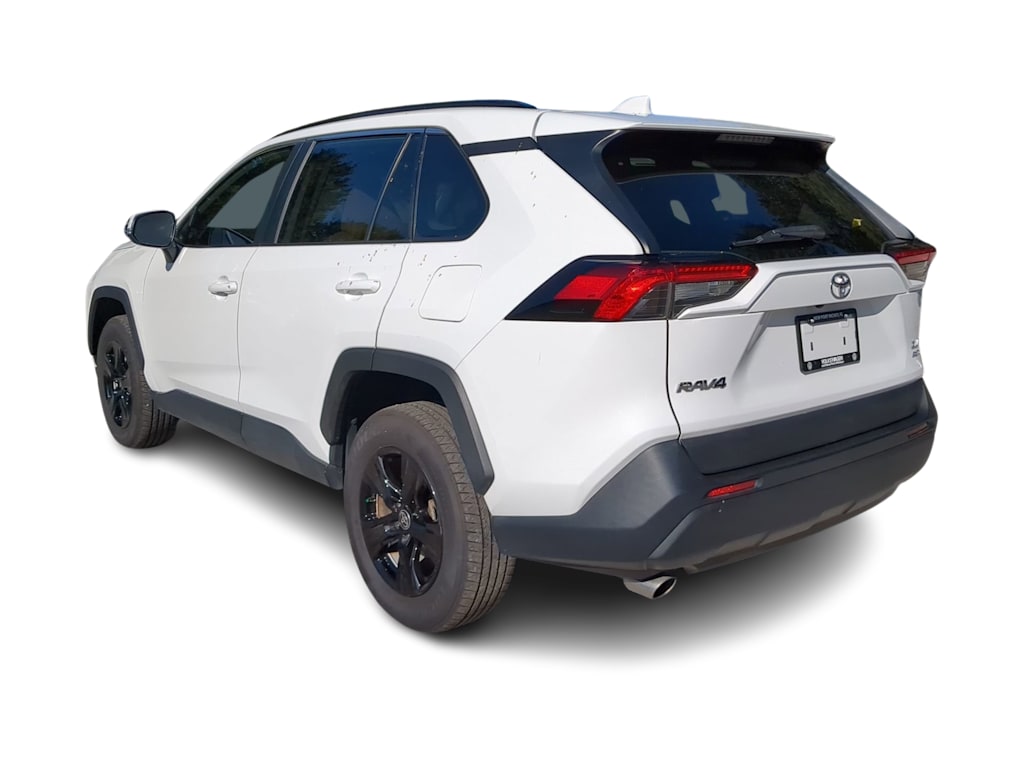 Thumbnail: 2021 Toyota RAV4 - 4