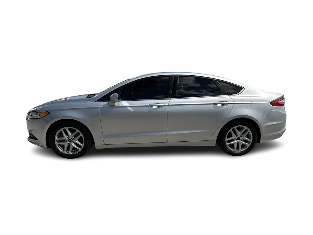 Thumbnail: 2016 Ford Fusion - 3