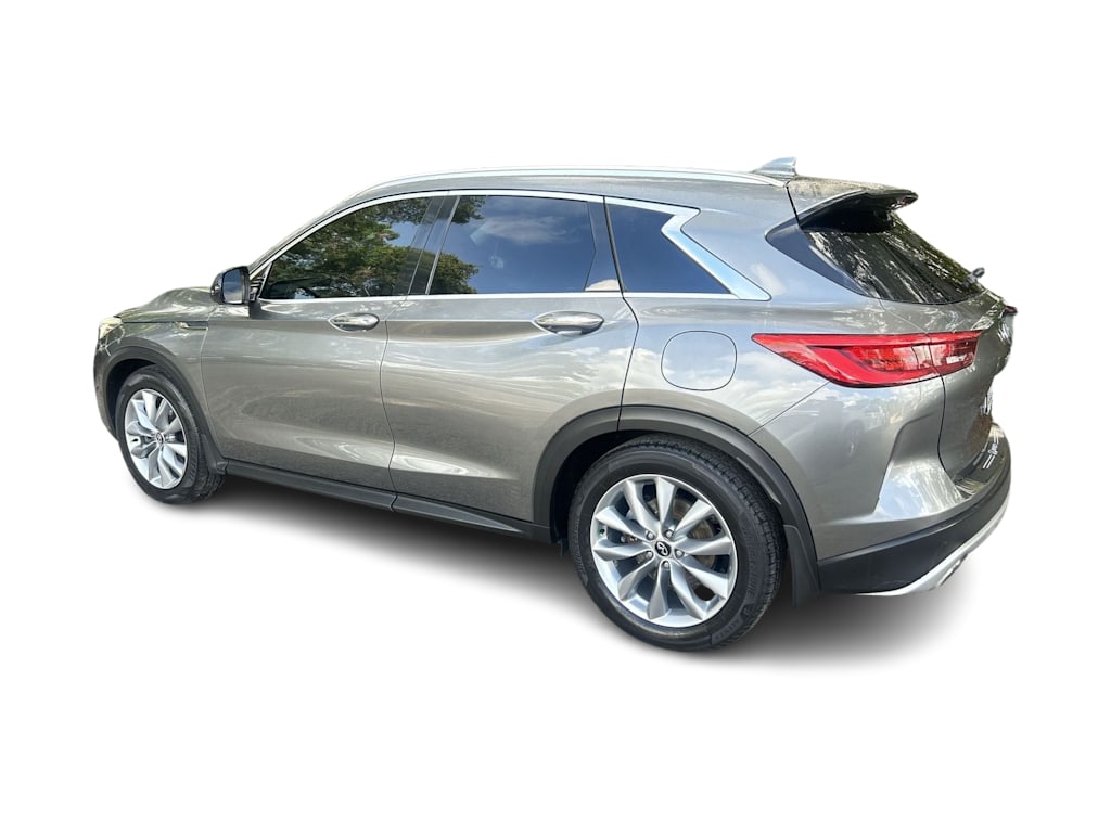 Thumbnail: 2019 INFINITI QX50 - 3