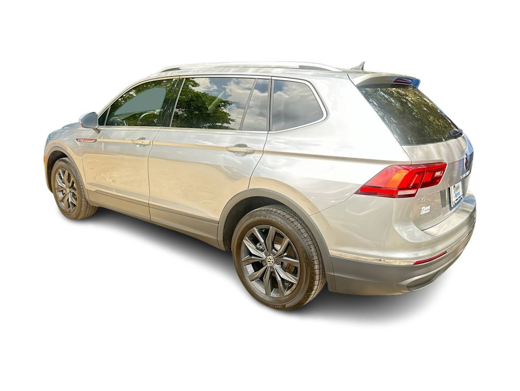 Thumbnail: 2024 Volkswagen Tiguan - 3