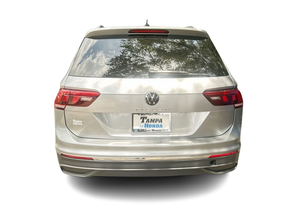 Thumbnail: 2024 Volkswagen Tiguan - 4