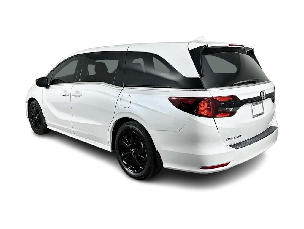 Thumbnail: 2023 Honda Odyssey - 4