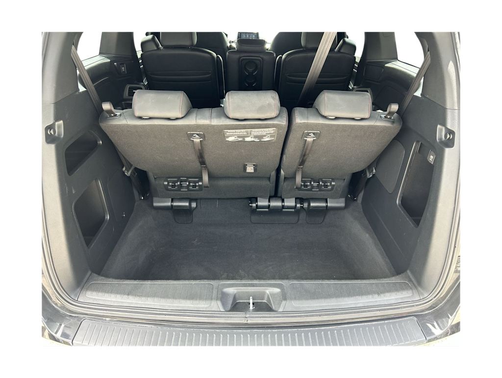 Thumbnail: 2023 Honda Odyssey - 16