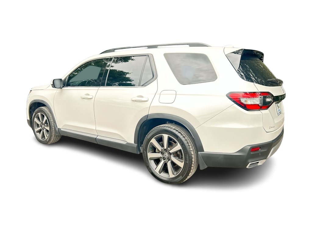 Thumbnail: 2023 Honda Pilot - 3