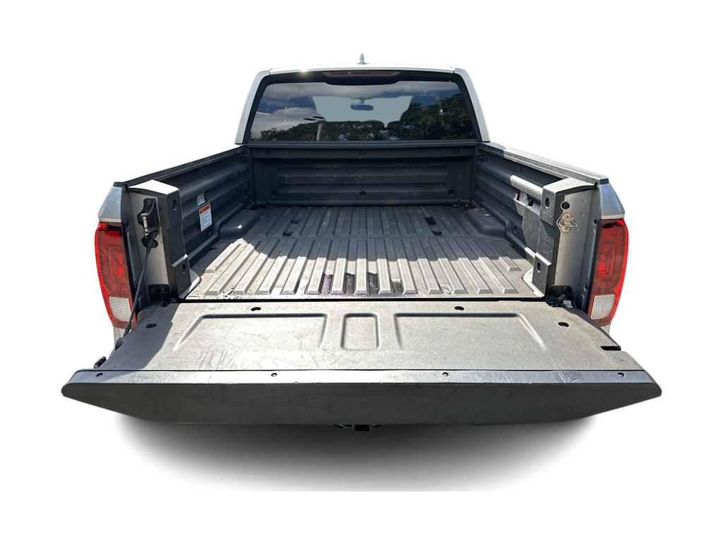 Thumbnail: 2019 Honda Ridgeline - 17