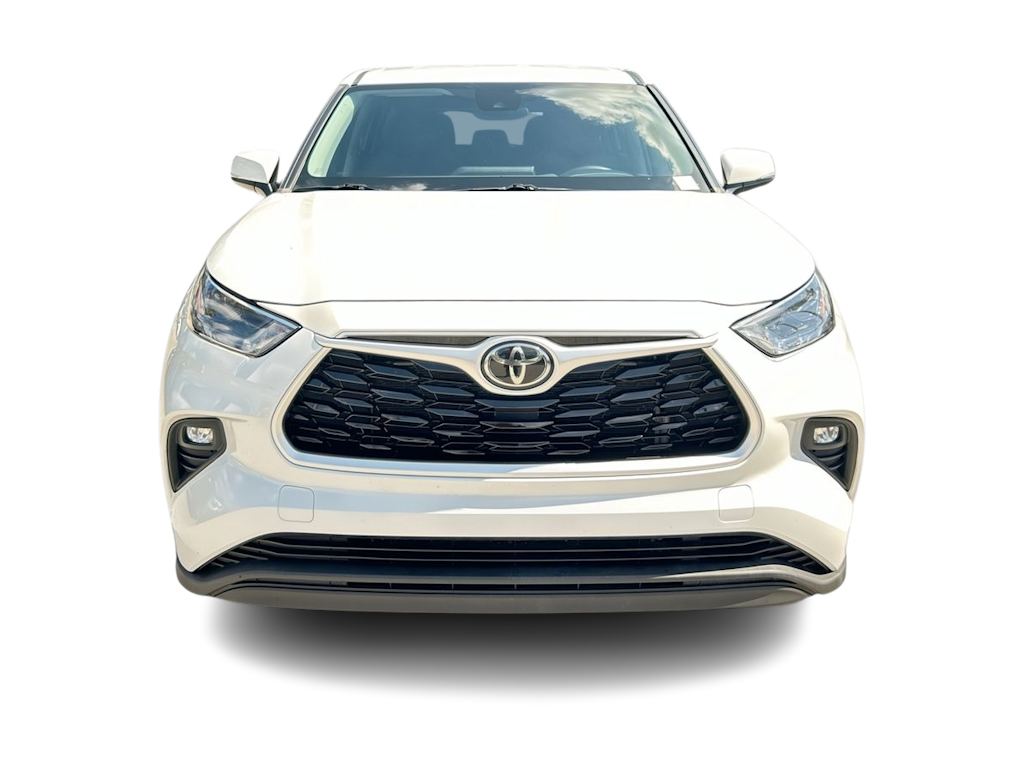 Thumbnail: 2022 Toyota Highlander - 6