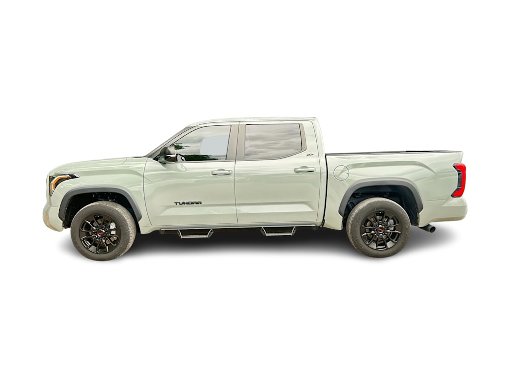 Thumbnail: 2024 Toyota Tundra - 3