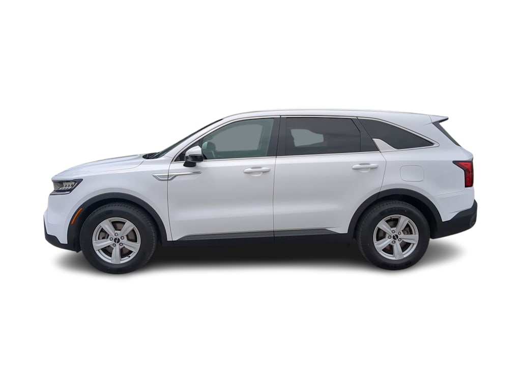 Thumbnail: 2022 Kia Sorento - 3