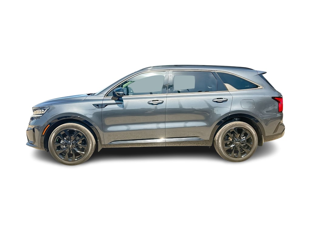 Thumbnail: 2023 Kia Sorento - 3