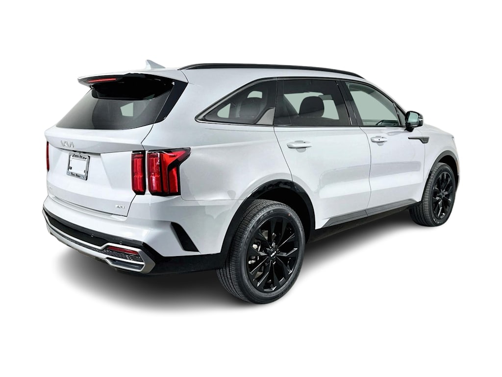 Thumbnail: 2023 Kia Sorento - 25