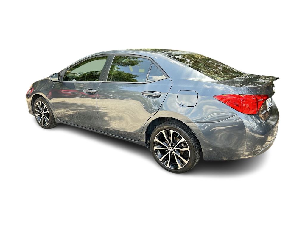 Thumbnail: 2018 Toyota Corolla - 3