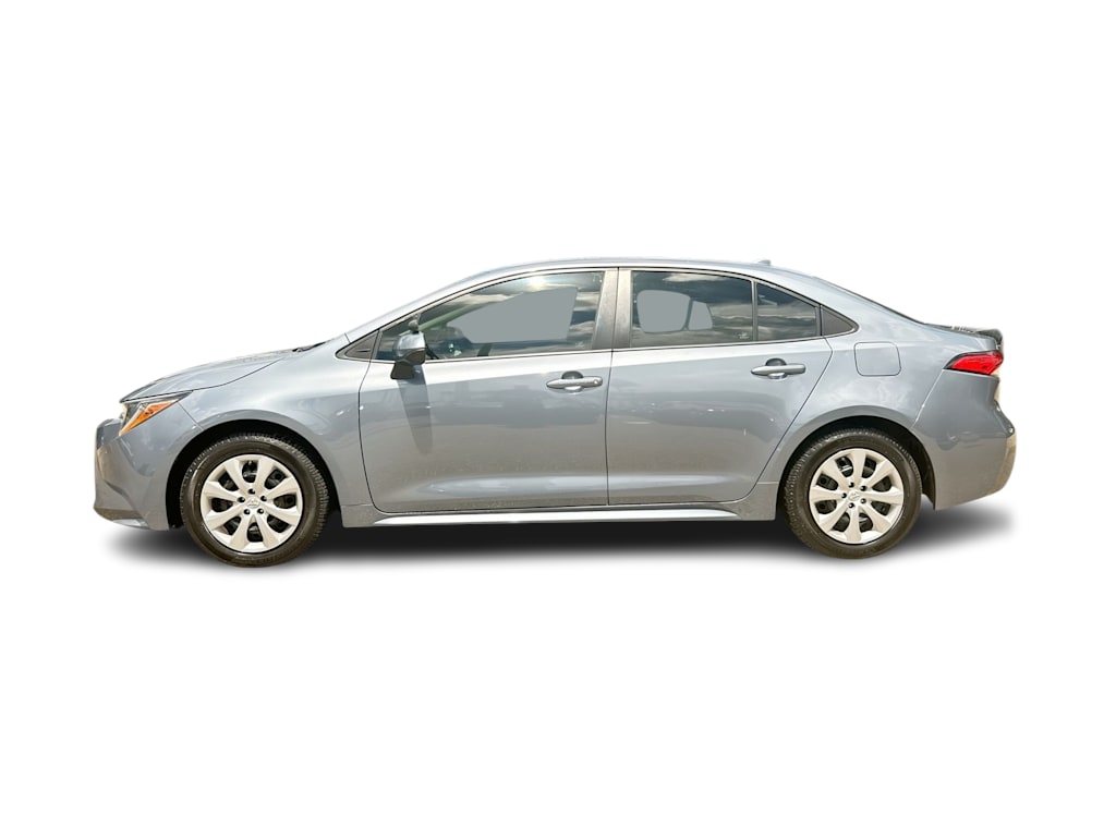 Thumbnail: 2022 Toyota Corolla - 3