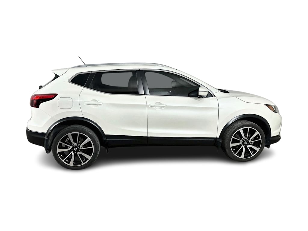 Thumbnail: 2019 Nissan Rogue Sport - 25
