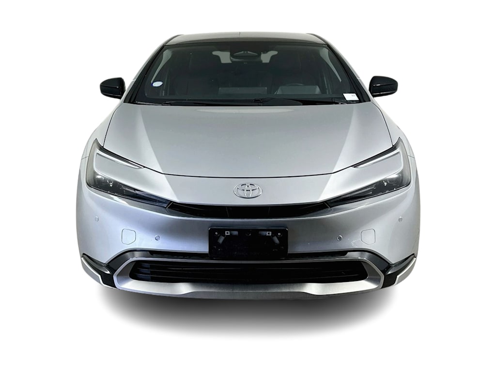 Thumbnail: 2025 Toyota Prius v - 6