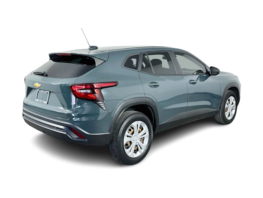 Thumbnail: 2025 Chevrolet Trax - 24