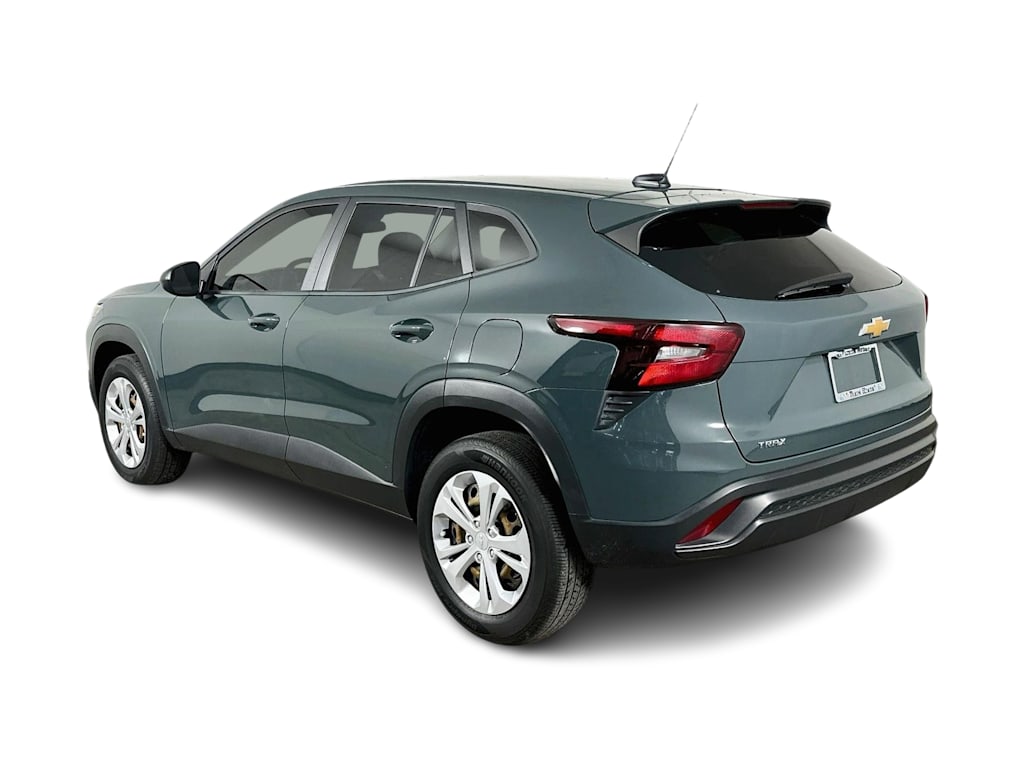 Thumbnail: 2025 Chevrolet Trax - 4