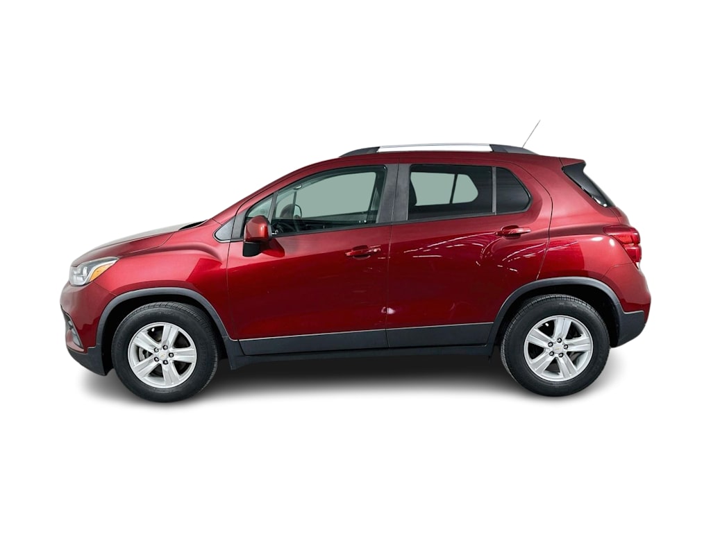 Thumbnail: 2021 Chevrolet Trax - 3