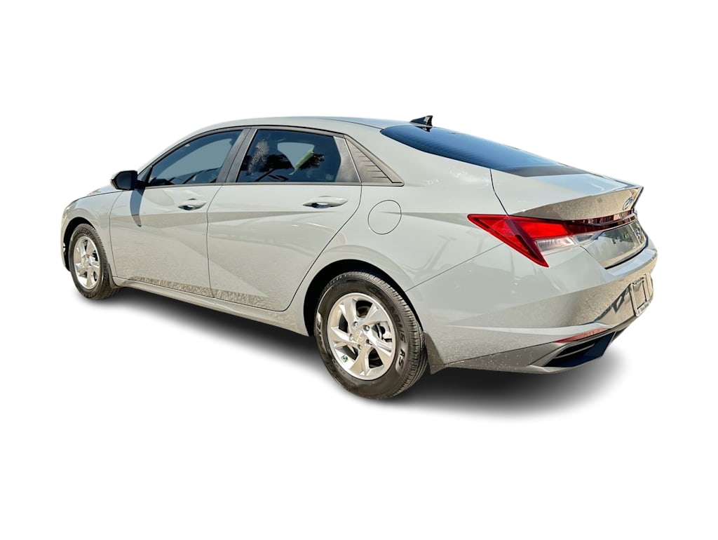 Thumbnail: 2021 Hyundai Elantra - 4