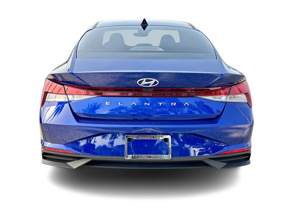 Thumbnail: 2023 Hyundai Elantra - 17