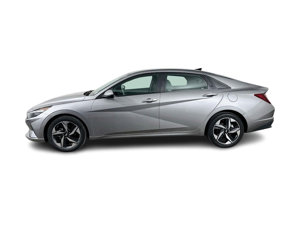 Thumbnail: 2023 Hyundai Elantra - 3