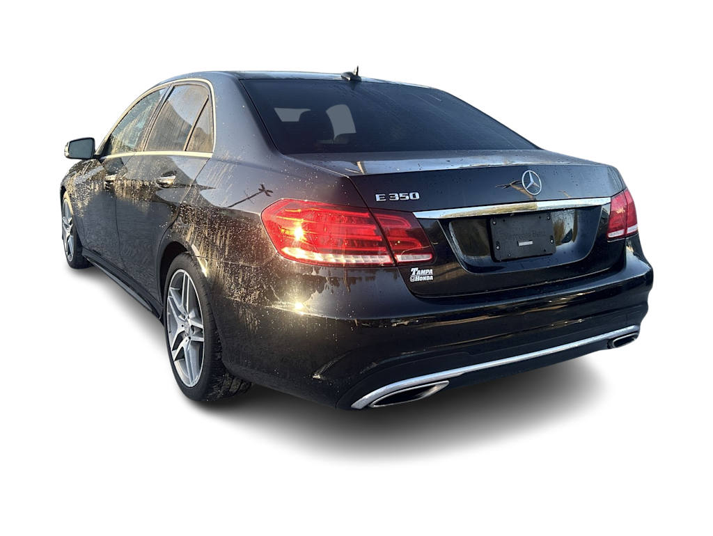 Thumbnail: 2016 Mercedes-Benz E-Class - 4