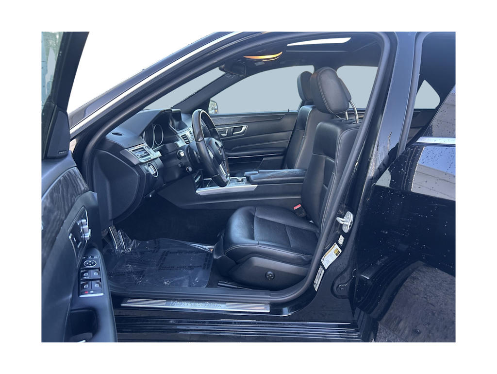 Thumbnail: 2016 Mercedes-Benz E-Class - 3