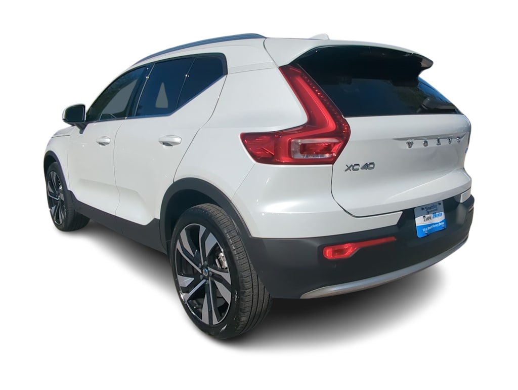 2023 Volvo XC40 B5 Plus 4