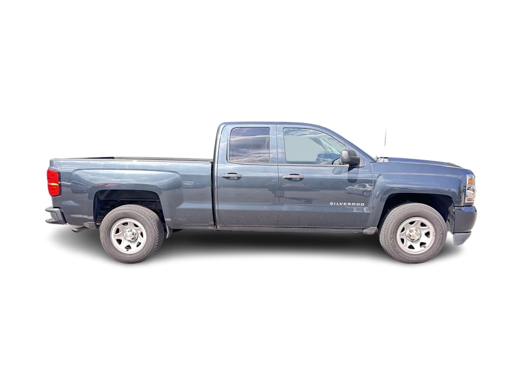 Thumbnail: 2017 Chevrolet Silverado 1500 - 16