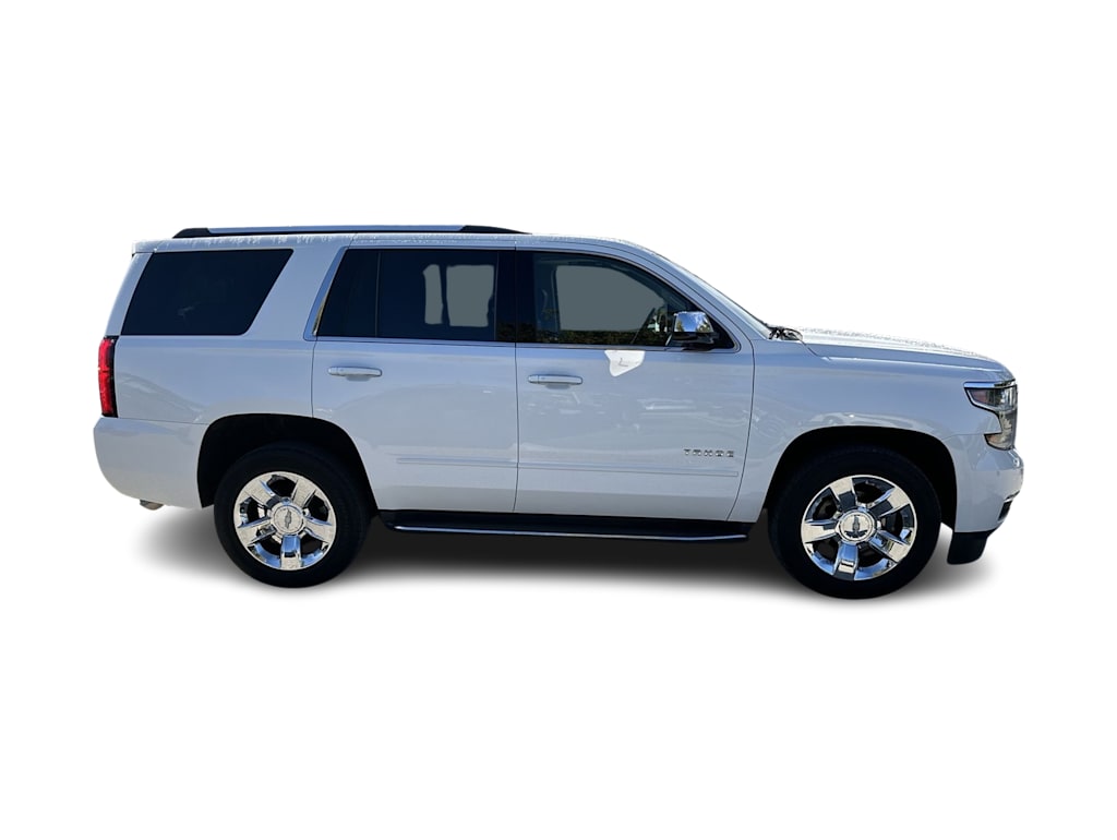 Thumbnail: 2017 Chevrolet Tahoe - 16