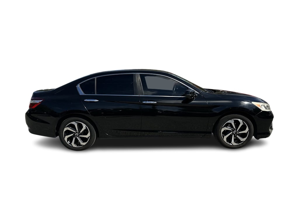 Thumbnail: 2017 Honda Accord - 16