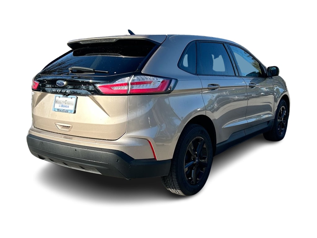 2021 Ford Edge SE 15