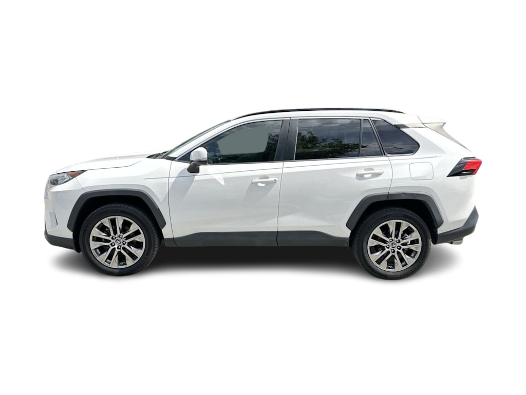 Thumbnail: 2020 Toyota RAV4 - 3