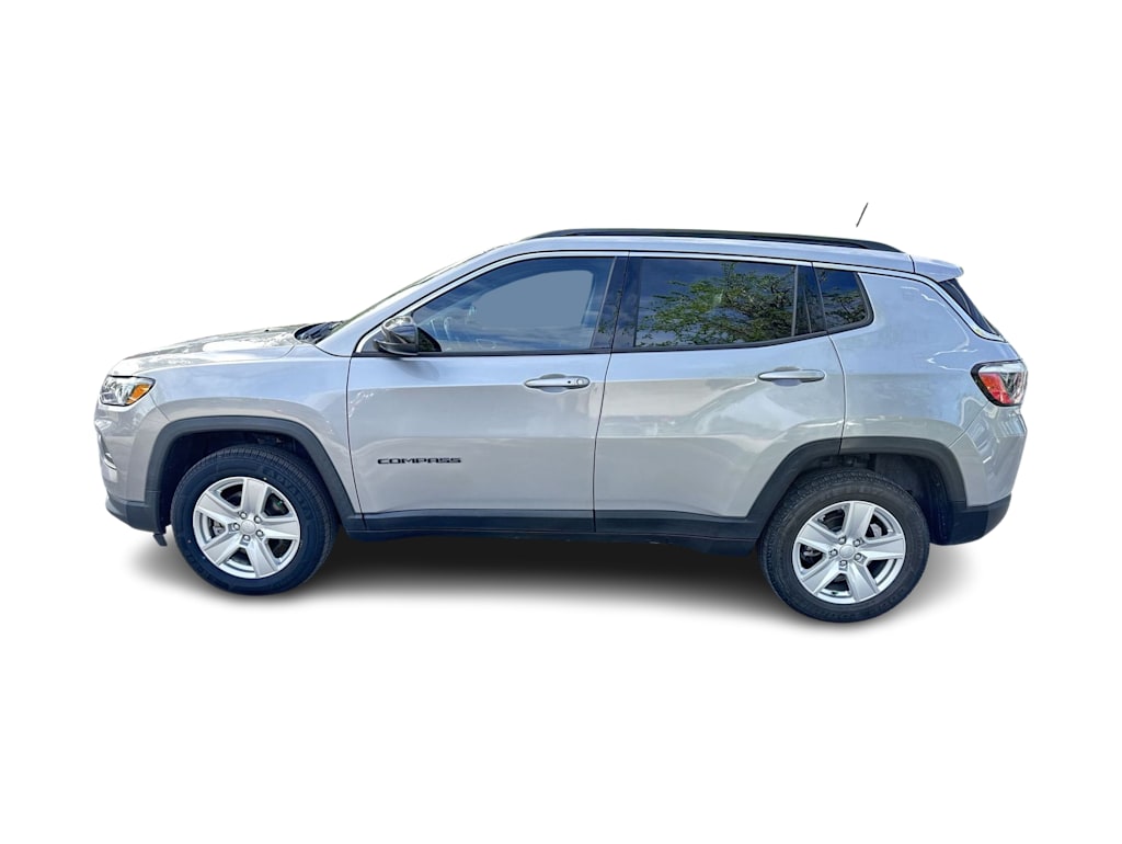 Thumbnail: 2022 Jeep Compass - 3