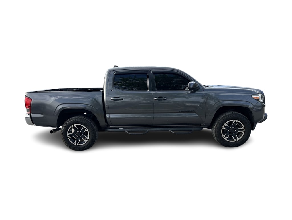 2016 Toyota Tacoma SR5 15