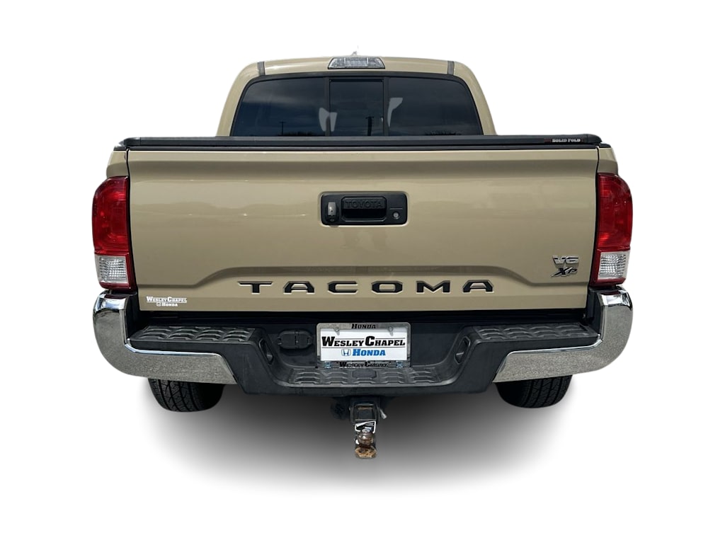 Thumbnail: 2016 Toyota Tacoma - 5