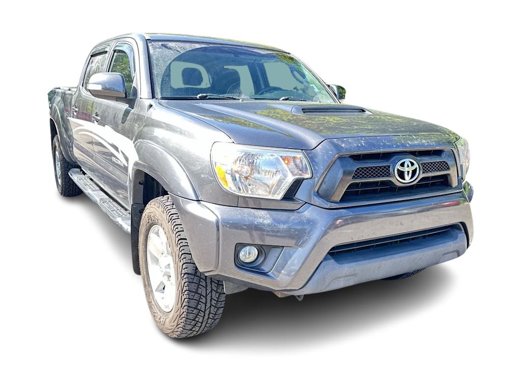 Thumbnail: 2015 Toyota Tacoma - 18