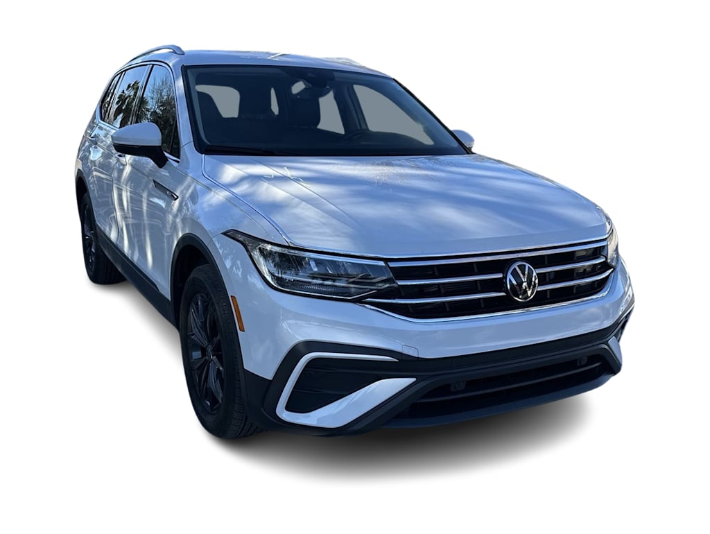 Thumbnail: 2024 Volkswagen Tiguan - 17
