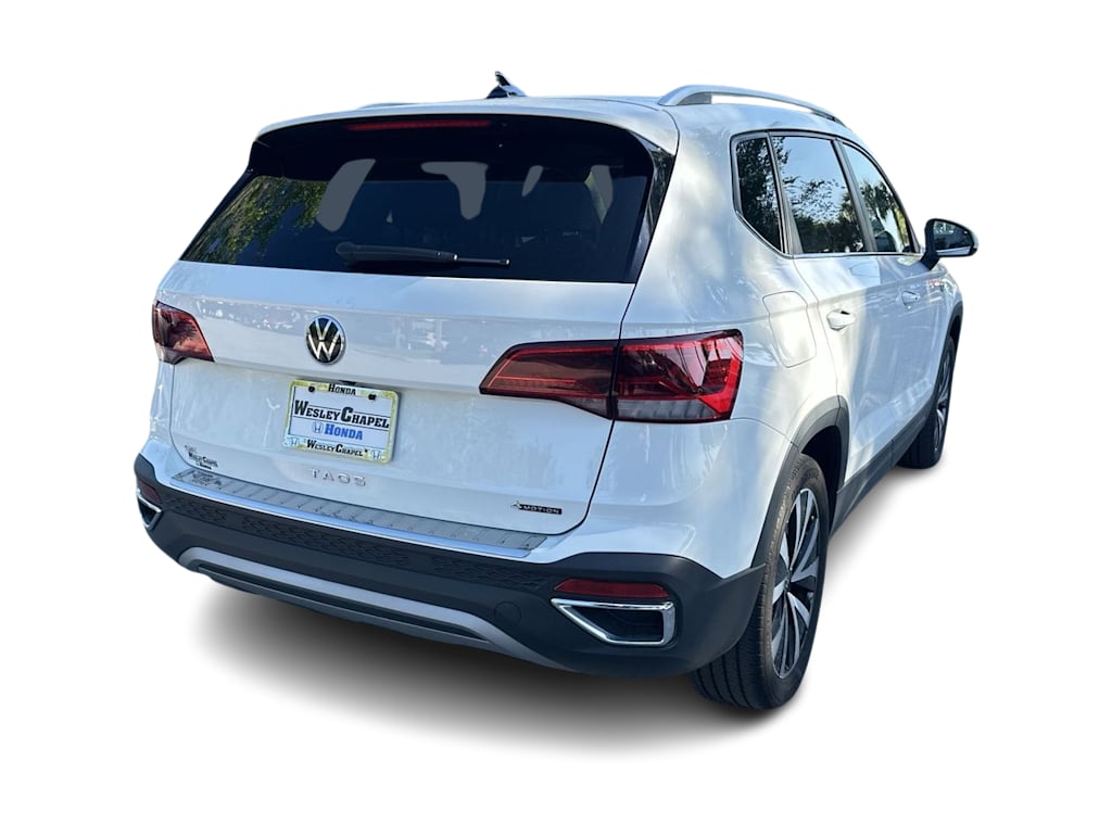 Thumbnail: 2023 Volkswagen Taos - 14