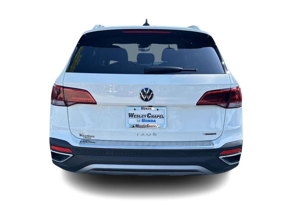 Thumbnail: 2023 Volkswagen Taos - 4