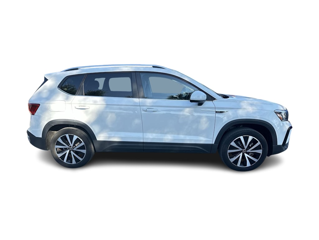 Thumbnail: 2023 Volkswagen Taos - 15