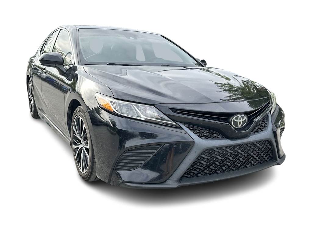 Thumbnail: 2018 Toyota Camry - 16