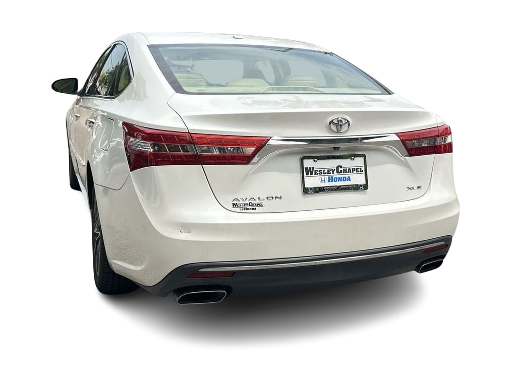 Thumbnail: 2016 Toyota Avalon - 3