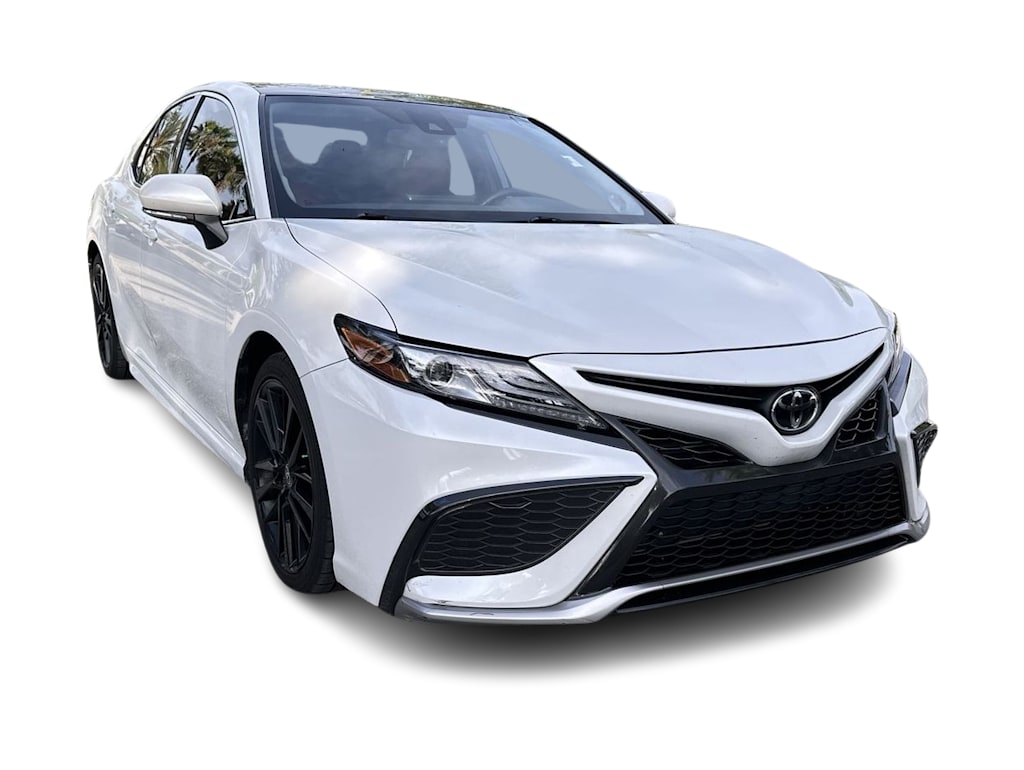 Thumbnail: 2022 Toyota Camry - 17