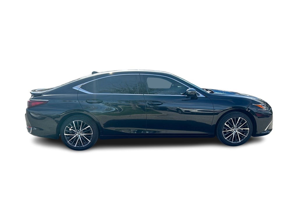 2023 Lexus ES Hybrid 300h 17