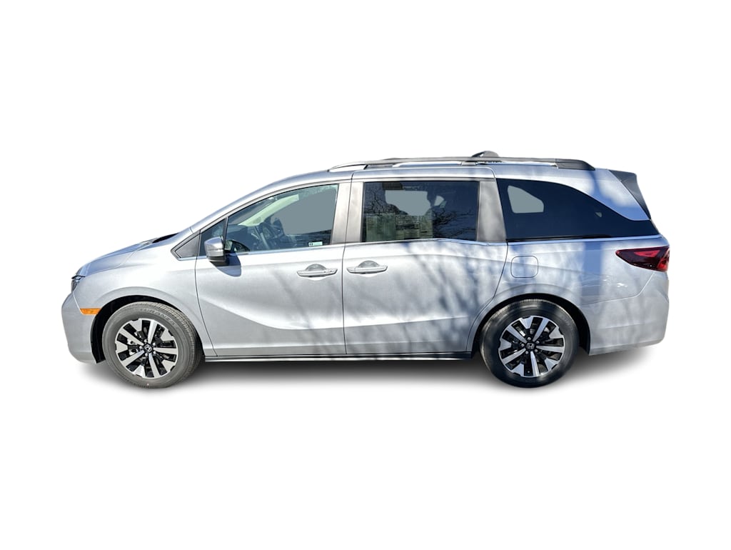 Thumbnail: 2026 Honda Odyssey - 3