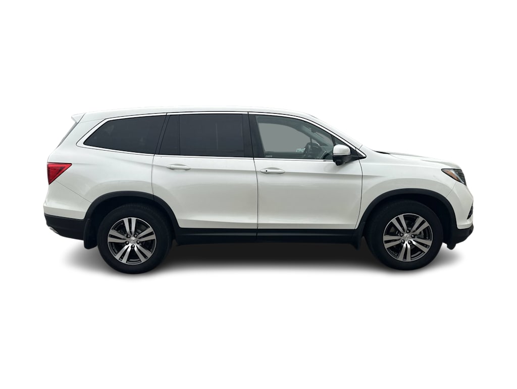 Thumbnail: 2018 Honda Pilot - 16