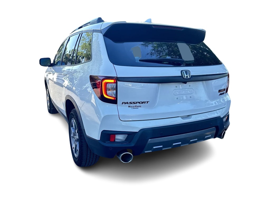 Thumbnail: 2023 Honda Passport - 4