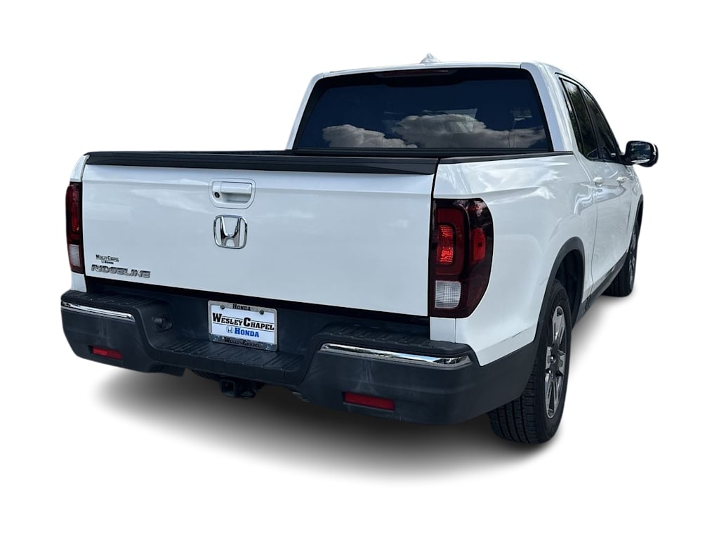 Thumbnail: 2017 Honda Ridgeline - 16