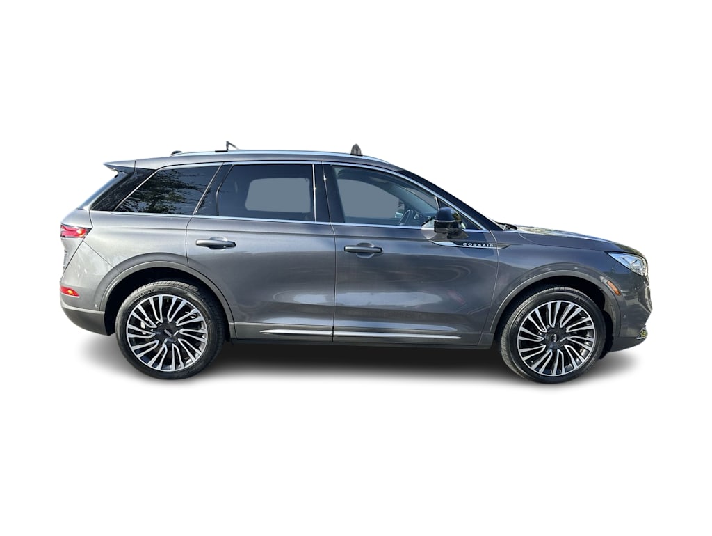 Thumbnail: 2021 Lincoln Corsair - 16