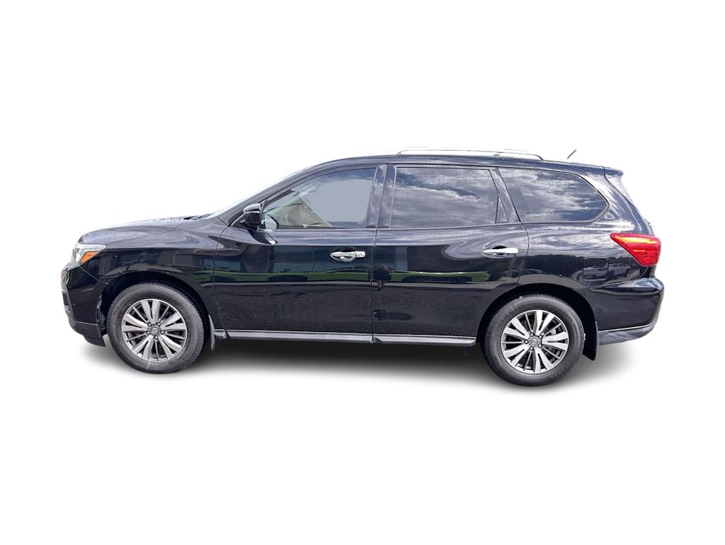 Thumbnail: 2018 Nissan Pathfinder - 3